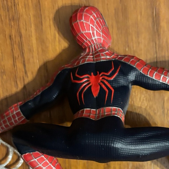 Marvel Spider-Man Hallmark Keepsake Ornament, 2004 Open Box - Picture 7 of 7